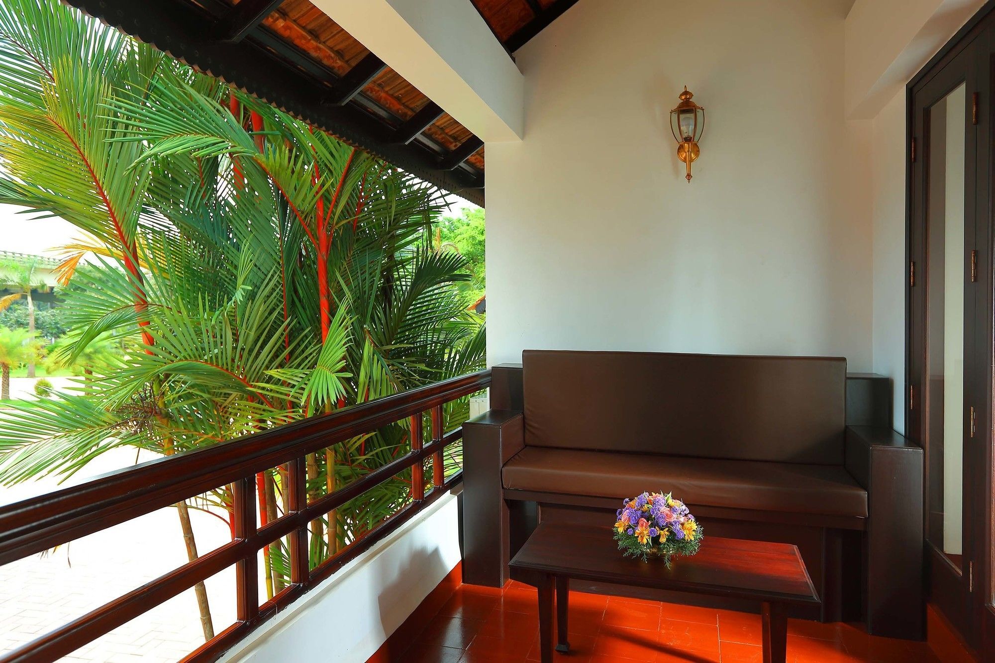 Nihara Resort And Spa Kochi Εξωτερικό φωτογραφία